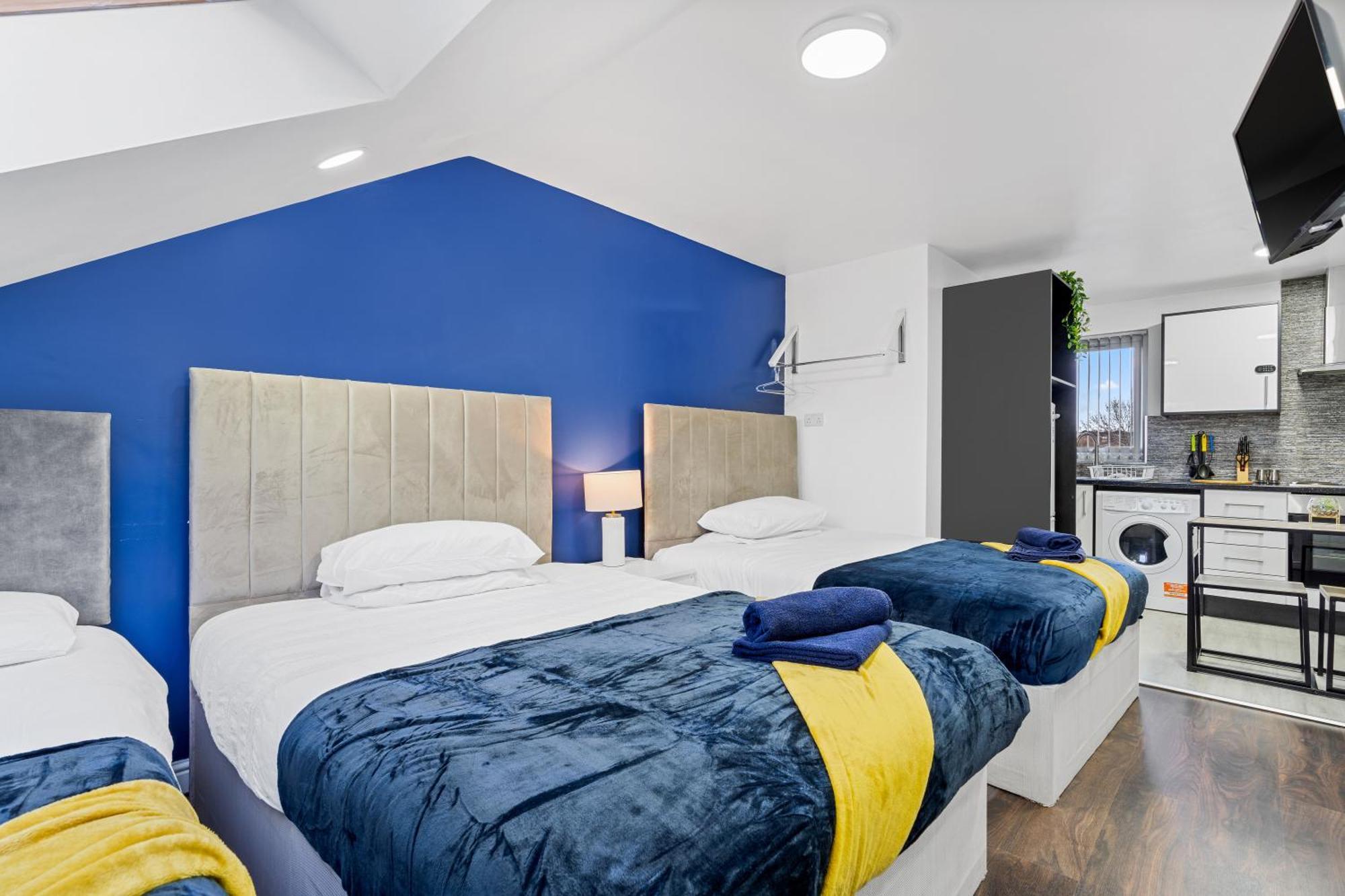 Cosy - Living Made Elegant - Birmingham