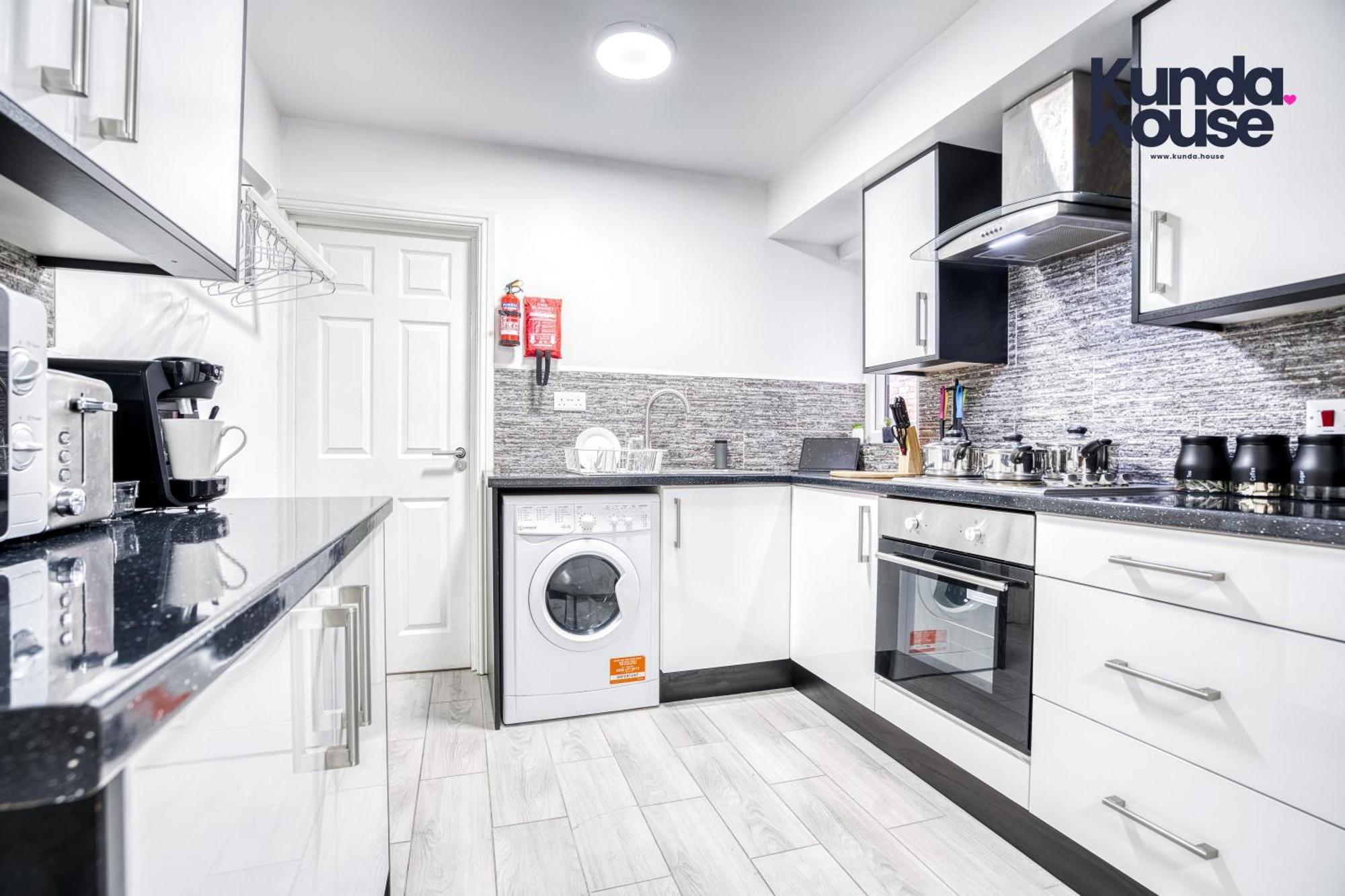 Cosy - Living Made Elegant - * Birmingham