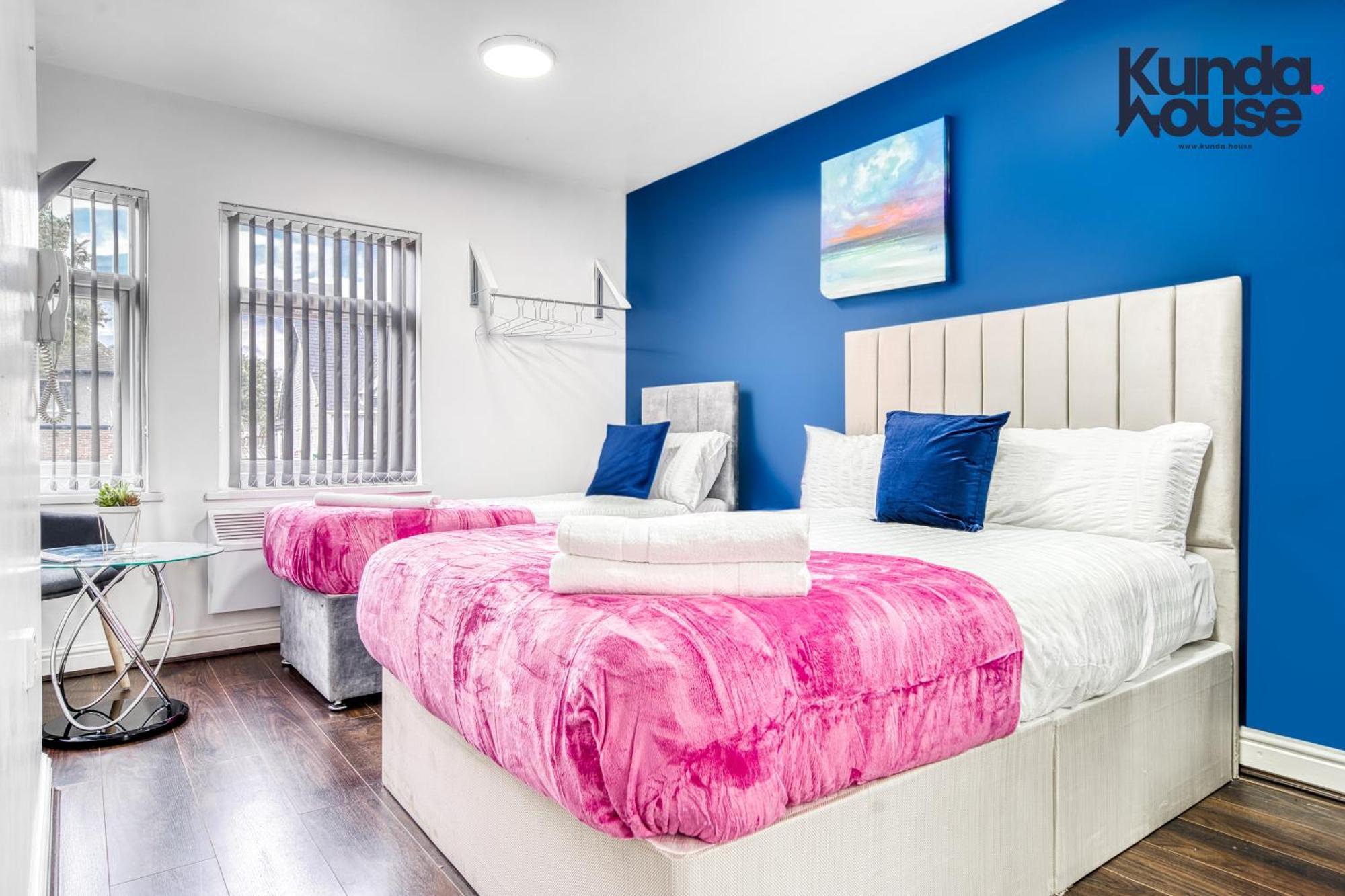 Cosy - Living Made Elegant - * Birmingham
